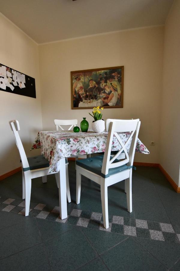 Ferienwohnung Eifelmittendrin Waxweiler Esterno foto