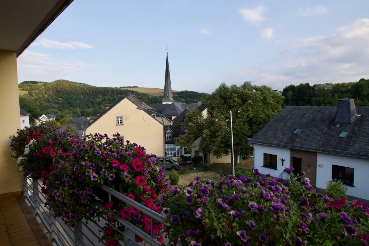 Ferienwohnung Eifelmittendrin Waxweiler Esterno foto